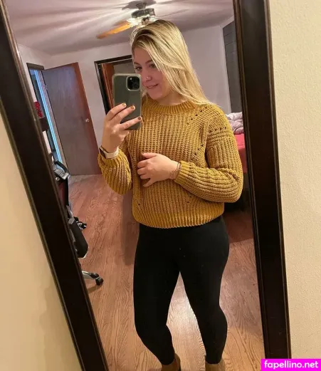 Aautumn Blondie OnlyFans Thumbnail #PRHaA2APlU