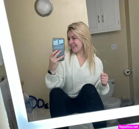 Aautumn Blondie OnlyFans Thumbnail #Ychvo7ARG3