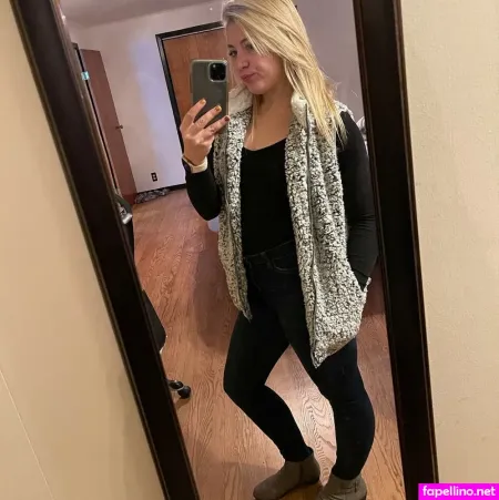 Aautumn Blondie OnlyFans Thumbnail #ydf09DskWb