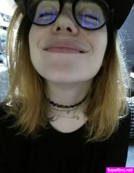 Aayley OnlyFans Thumbnail #GBRxBvziOs