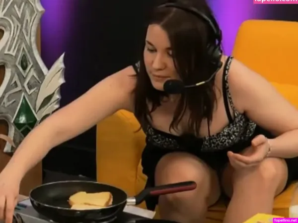 Aayley OnlyFans Thumbnail #v0YCjwjukT