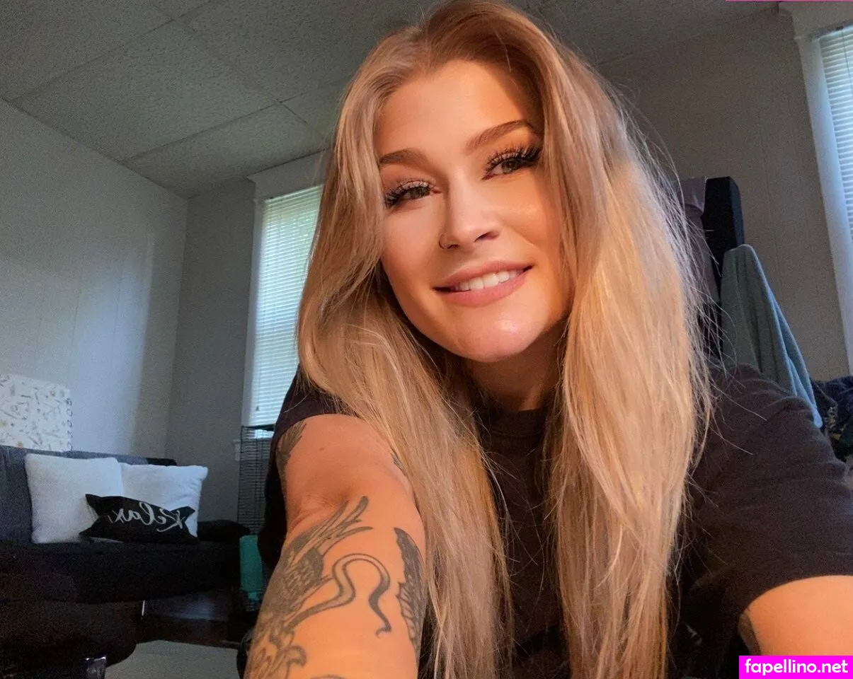 abberoni_dave77 Nude Leaked OnlyFans Photo #aknHGltm7h