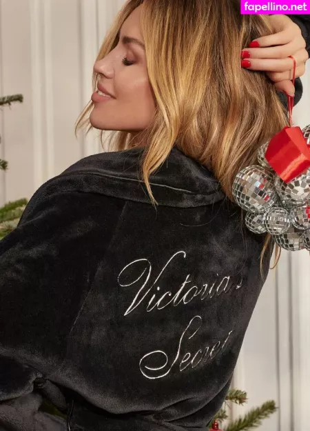 Abbey Clancy OnlyFans Thumbnail #2UNQKPcs41