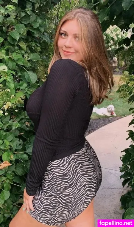 Abbey H OnlyFans Thumbnail #6V3AdXOHI9