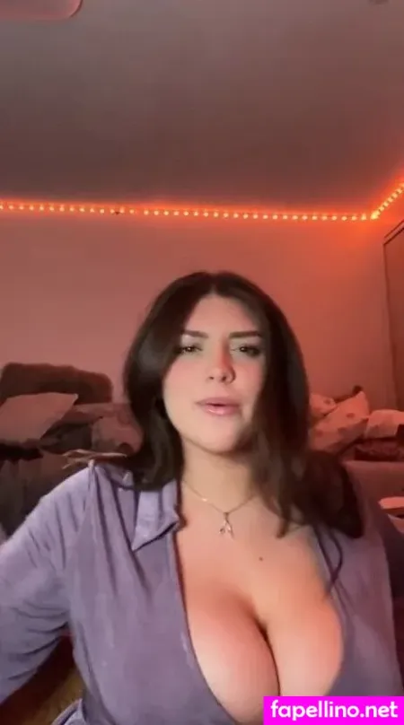 Abbey H OnlyFans Thumbnail #rVAbAiJGOA
