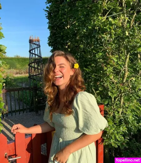 Abbey Hoes OnlyFans Thumbnail #OZgxLR8SyU