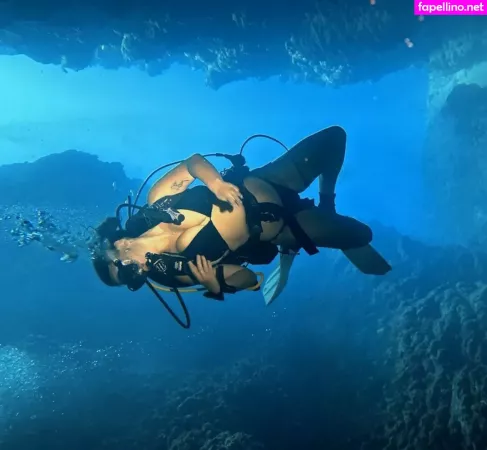 Abbey J OnlyFans Thumbnail #4EYaQuizBJ