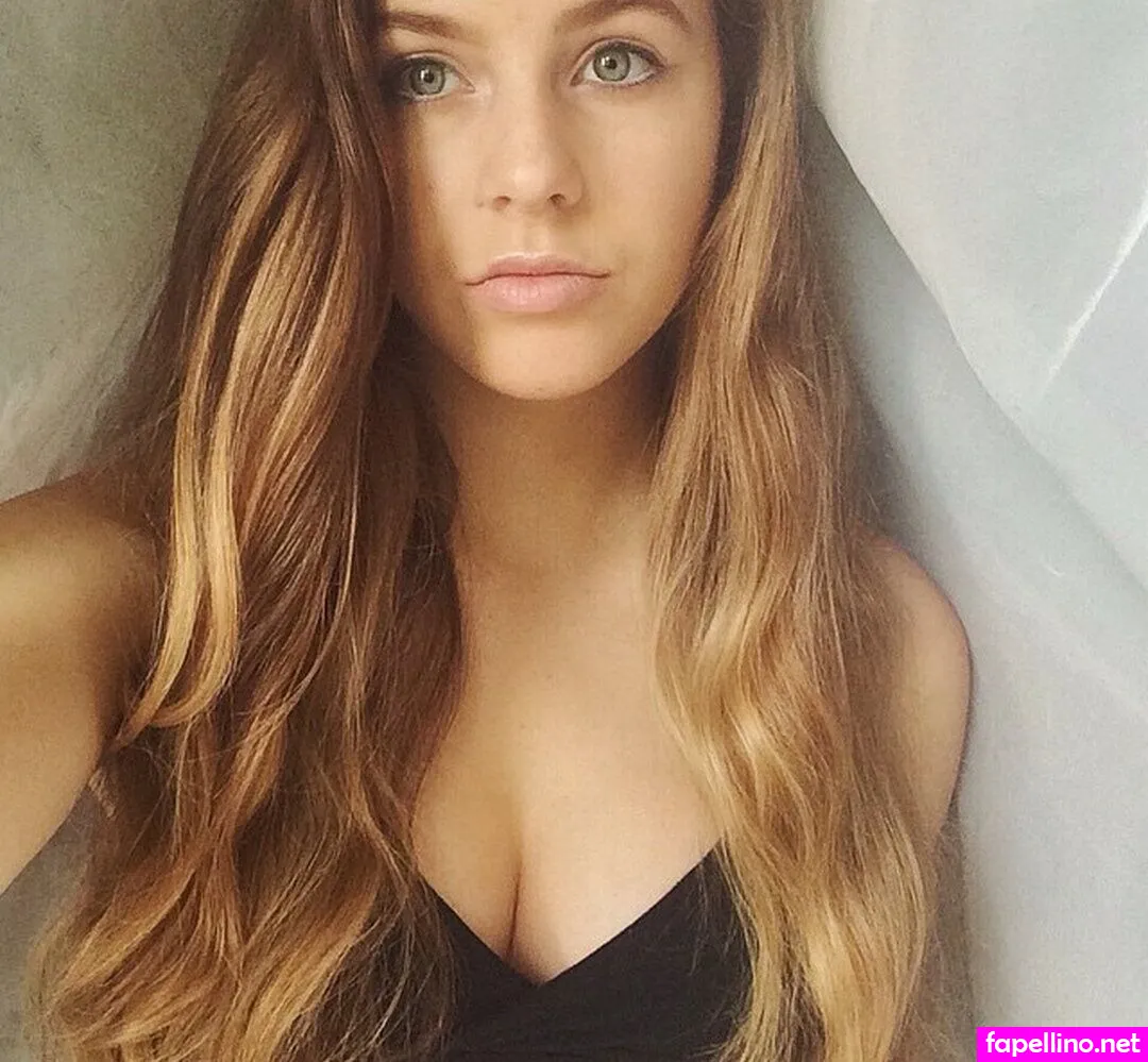 abbey_rose, abbeyrosehay Nude Leaked OnlyFans Photo #XiFe4mQ8LF