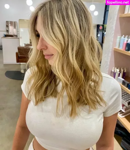 Abbey Wilson OnlyFans Thumbnail #bImltYBAgH