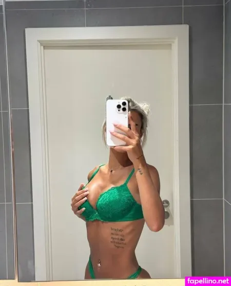 Abbeyemx 1 OnlyFans Thumbnail #jgxKvluOHw