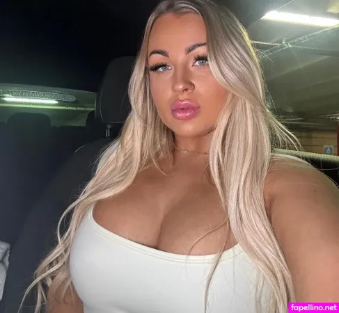 Abbie Carroll OnlyFans Thumbnail #2ncxM9CBL6