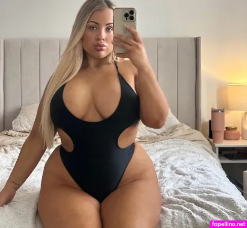 Abbie Carroll OnlyFans Thumbnail #LyVojzzFvl