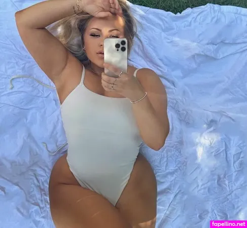 Abbie Carroll OnlyFans Thumbnail #UPB5eBNfbs