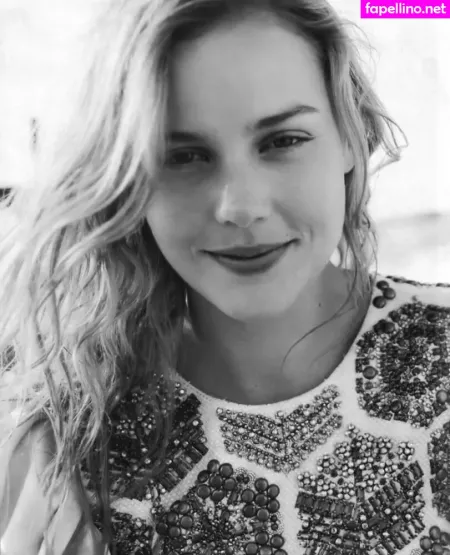 Abbie Cornish OnlyFans Thumbnail #RDkIc56kuO