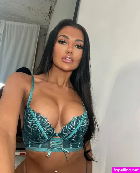 Abbie Holborn OnlyFans Thumbnail #f3xVl1cH90
