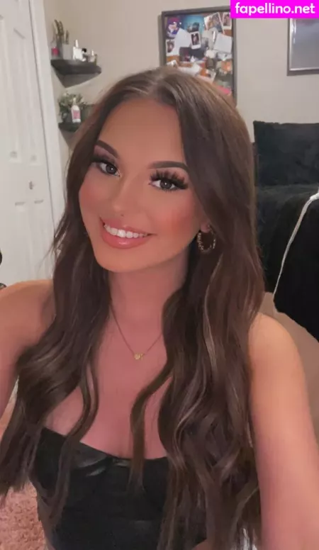 Abbie Nb OnlyFans Thumbnail #BvelYua3IR