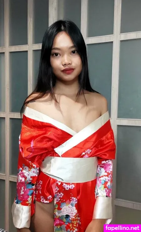 Abbie Queen OnlyFans Thumbnail #RR9B8kMUFb