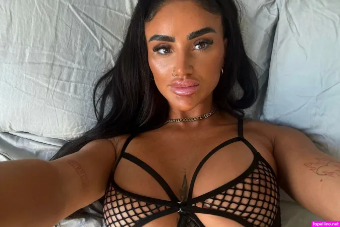 Abbie Turner 2 OnlyFans Thumbnail #LbAtRVKe3a