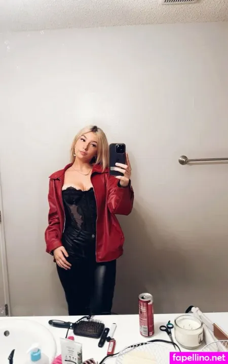 Abbiewhitex OnlyFans Thumbnail #KornMfhWY5