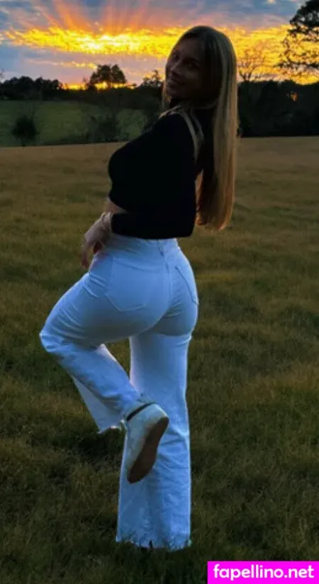 Abby Champlin OnlyFans Thumbnail #HKREkmkz9A