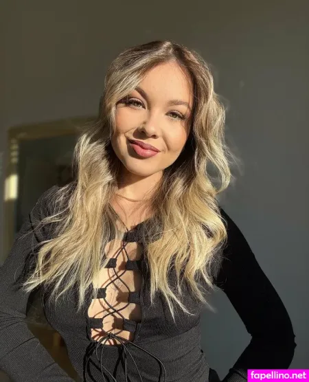 Abby Chase OnlyFans Thumbnail #DWKFrLexY3