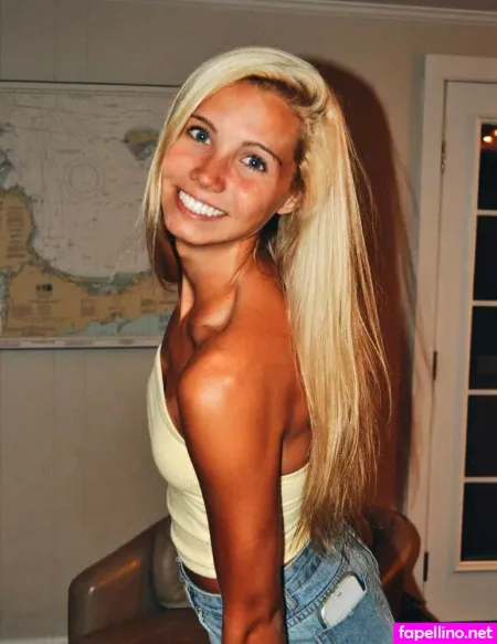 Abby Gendell OnlyFans Thumbnail #3iUfWAHCmN