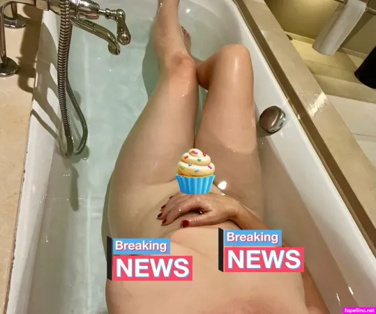 Abby Valezquez OnlyFans Thumbnail #dVJJAYo0R3