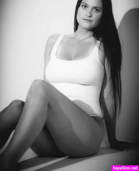 Abby Wignall OnlyFans Thumbnail #yc2ee8RPc8