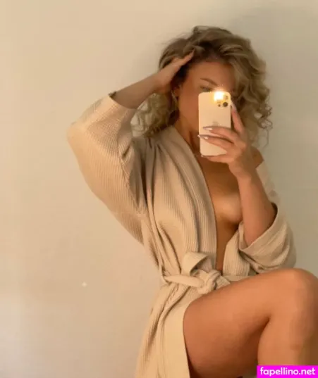 Abbychasevip OnlyFans Thumbnail #CWhXG7KTpB