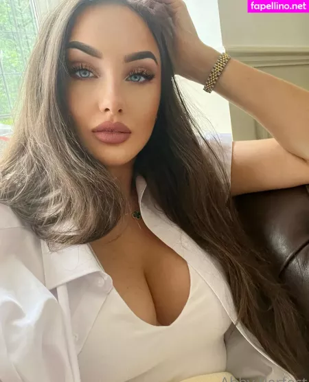 Abbyperfect OnlyFans Thumbnail #8kTXLQYHs3