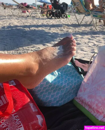 Abbyrosesexyfeet OnlyFans Thumbnail #AlQsY3CaSO