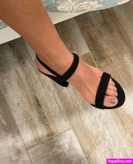 Abbyrosesexyfeet OnlyFans Thumbnail #X5jh7JUtuM