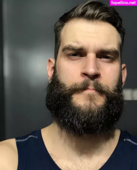 Abeardedboy OnlyFans Thumbnail #ZXkGfCSeKV