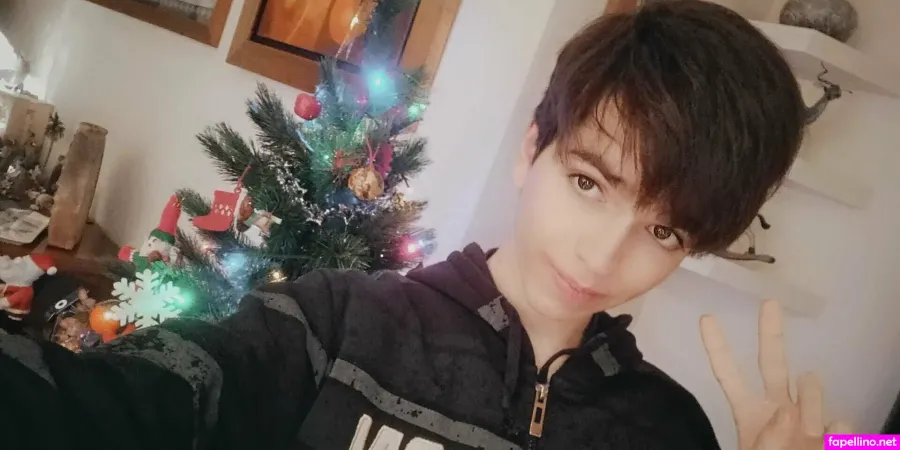 Abeliaboy OnlyFans Thumbnail #5bxB3Crq2K