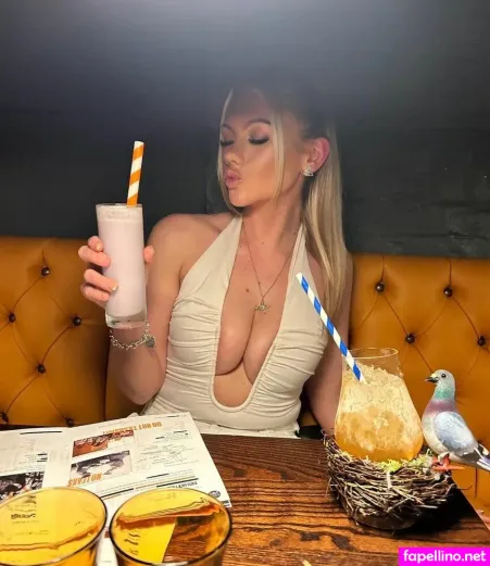 Abi Greasley OnlyFans Thumbnail #7CZHJ08I74