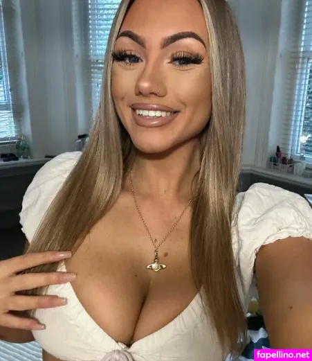 Abi Greasley OnlyFans Thumbnail #IZdSZdhGYM