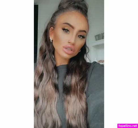 Abi Turner OnlyFans Thumbnail #4DVANBWyrJ