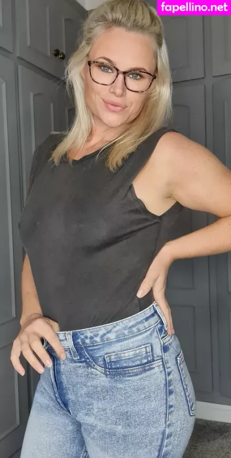 Abifox12 OnlyFans Thumbnail #1J33XGxnX6