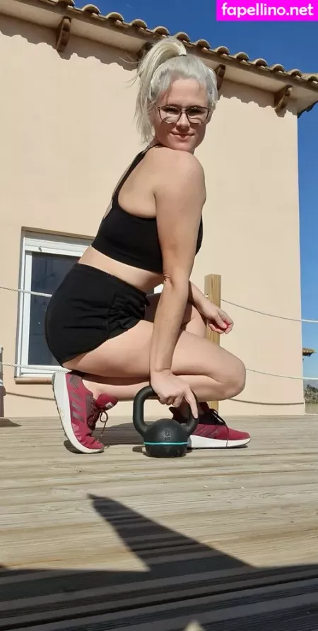 Abifox12 OnlyFans Thumbnail #2wINaqU8si