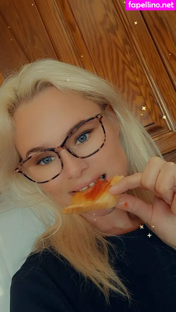 abifox12, fox.abi12 Nude Leaked OnlyFans Photo #QwJ6us6UD3