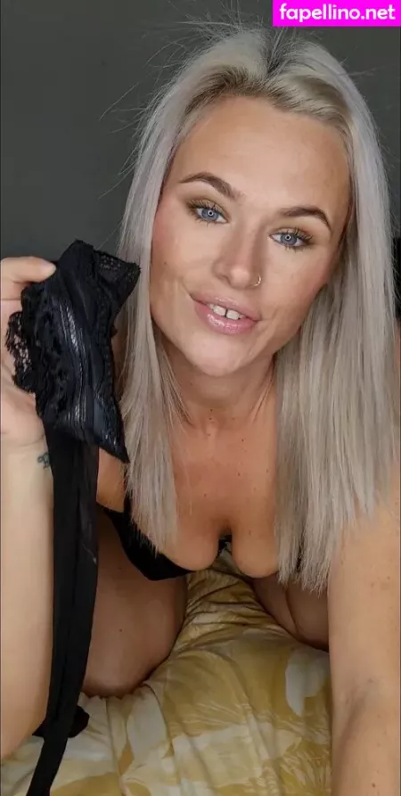 Abifox12 OnlyFans Thumbnail #SnZ2Rpbk7I