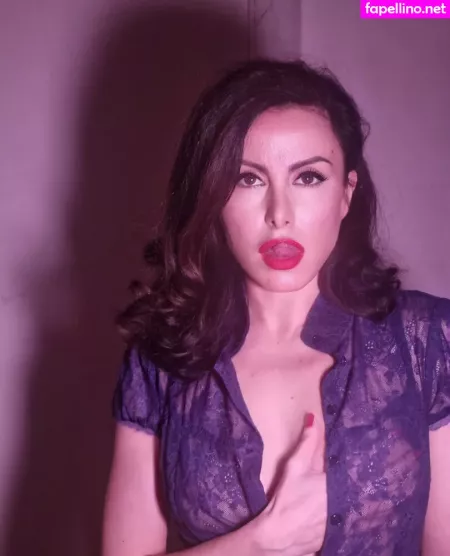 Abigail Abton OnlyFans Thumbnail #j625Xpei52