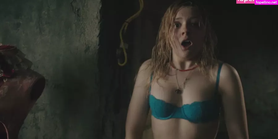 Abigail Breslin OnlyFans Thumbnail #QFkOFbRdeV