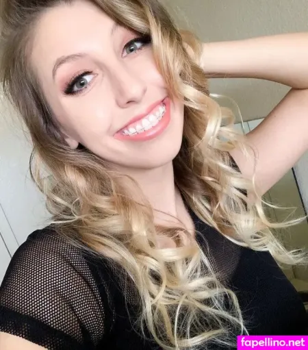 Abigail Cristea OnlyFans Thumbnail #BIFOqvbzE2