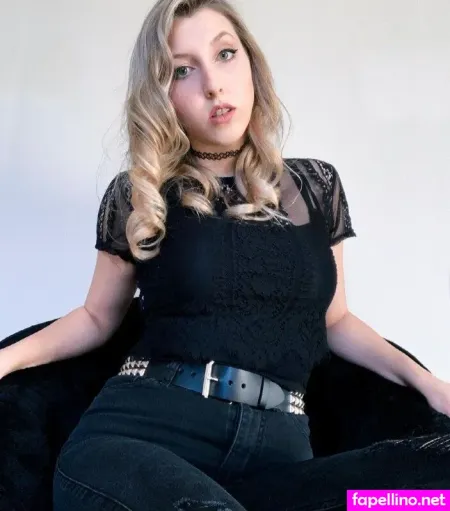 Abigail Cristea OnlyFans Thumbnail #m17lyPS09l