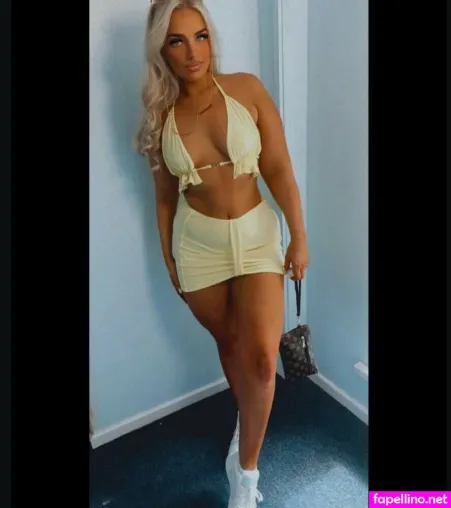 Abigail Holder OnlyFans Thumbnail #0HRyherbDB
