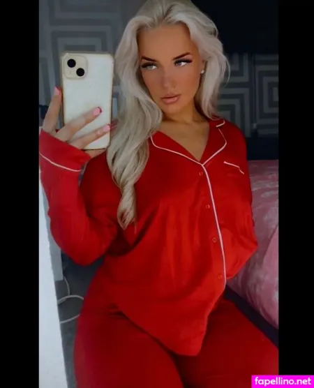 Abigail Holder OnlyFans Thumbnail #iIyQUCl3D8