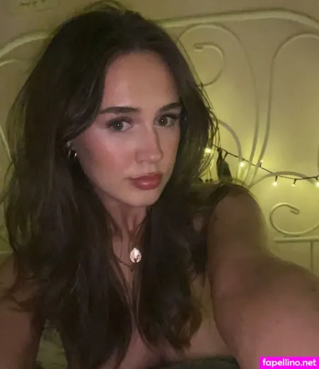 Abigail Kate OnlyFans Thumbnail #klTp0QxQkr