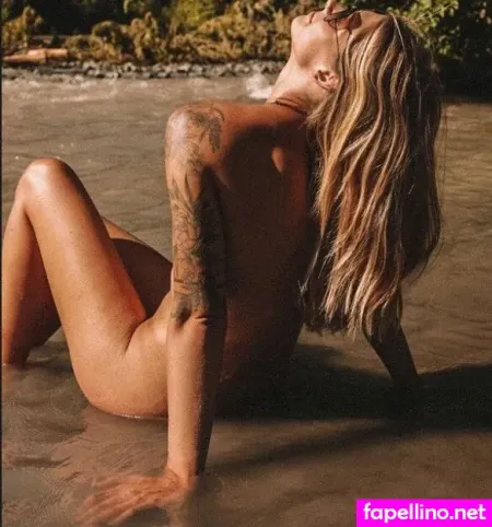 Abigail Martin OnlyFans Thumbnail #JNXtk22XxS