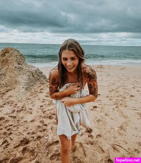 Abigail Martin OnlyFans Thumbnail #TKOyoDVNv4